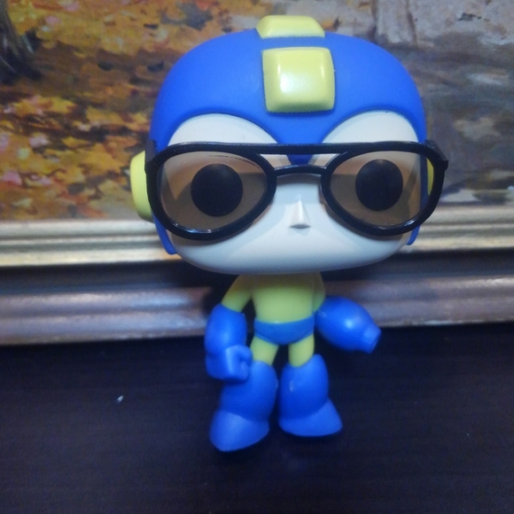 Funko Pop ๐ฅ MegaMan ๐ค Custom with Sunglasses Nerdy Mega Man ๐ Nintendo Capcom - Picture 1 of 7